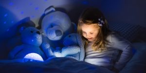 What kind of a night light goes well in the child’s bedroom?